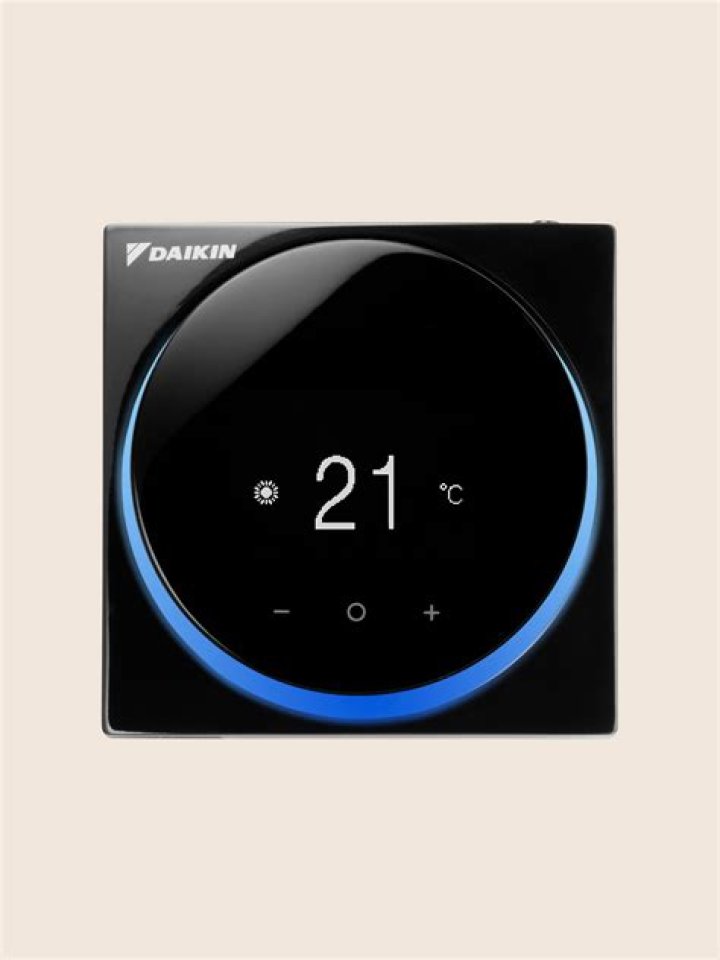 How do I reset my Daikin heating system?
