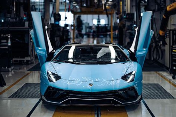 How much does a Lamborghini cost in Hong Kong?